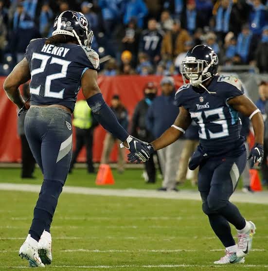 how tall is derrick henry